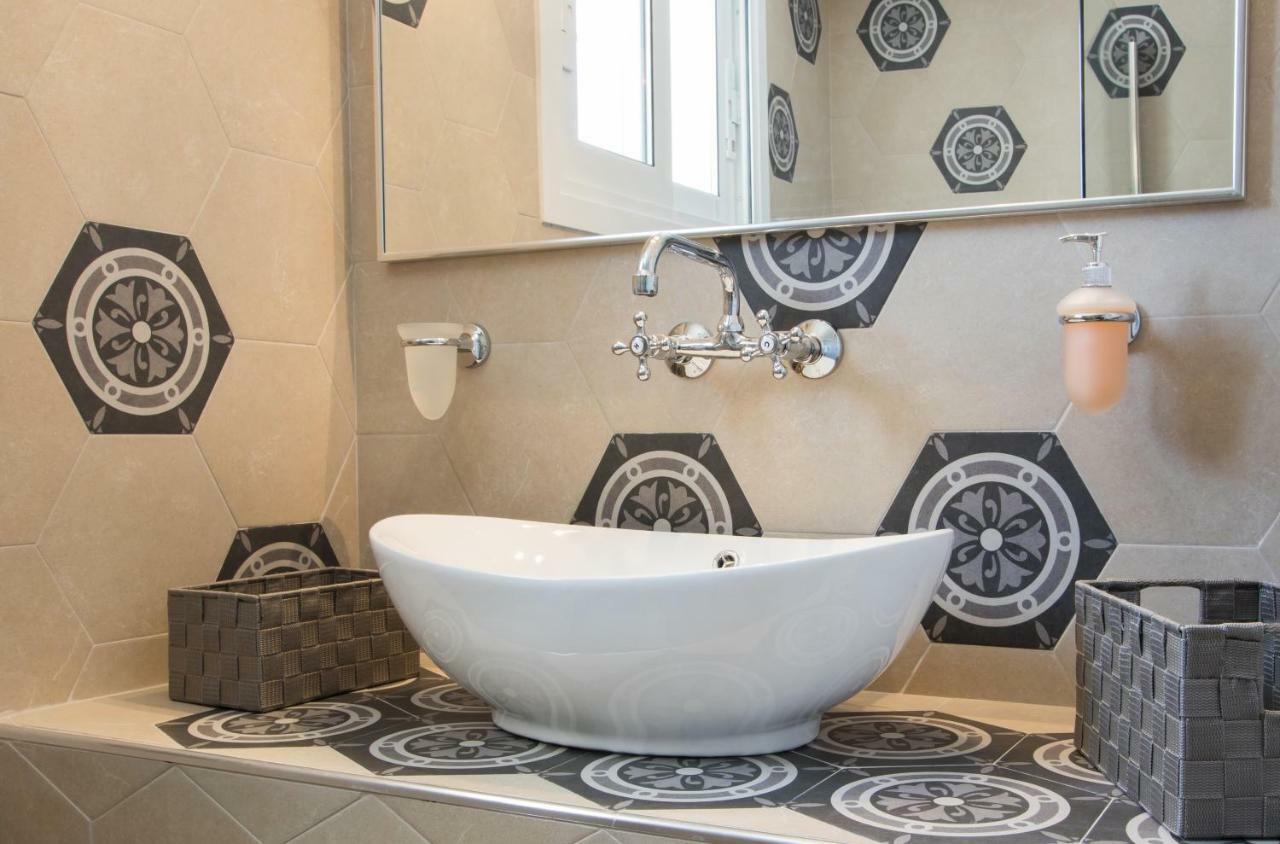 Optasia Apartment Kárpathos Eksteriør billede
